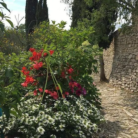 Les Magnolias Gæstehus Montbrun-les-Bains